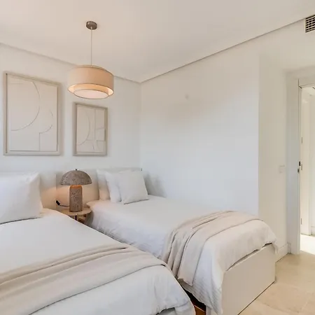 Sea View & Mountain View With Private Jacuzzi - Sunset Golf, Estepona