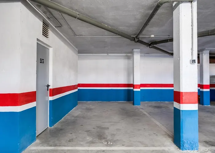 아파트 Sea View & Mountain View With Private Jacuzzi - Sunset Golf, 에스테포나