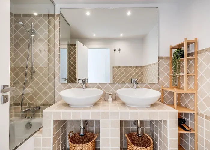 Sea View & Mountain View With Private Jacuzzi - Sunset Golf, Lägenhet *